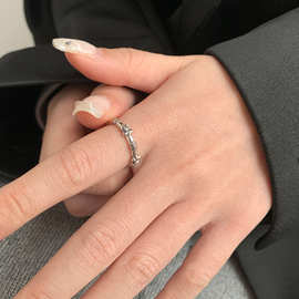 克克鸢尾开口戒指女2022年轻奢小众设计精致高级冷淡风复古指环