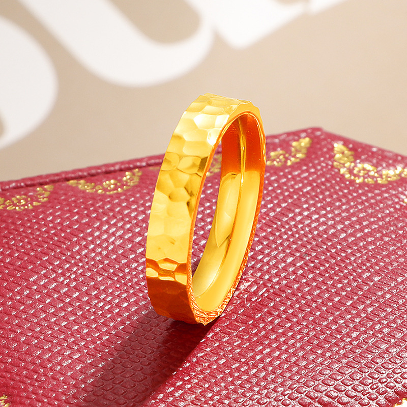 Factory Direct Sales of Ancient Hammer Pattern Rings, Titanium Steel Non-Fading Couple Rings, Fashionable Plain Rings for Men and Women, Pair of Rings