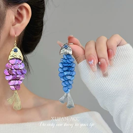 耳环;项链;手链