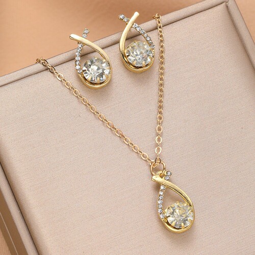 Elegant and Fashionable Diamond-Encrusted Cross CZ Waterdrop Pendant Earrings and Necklace Set for Women, Bestselling in Europe and America