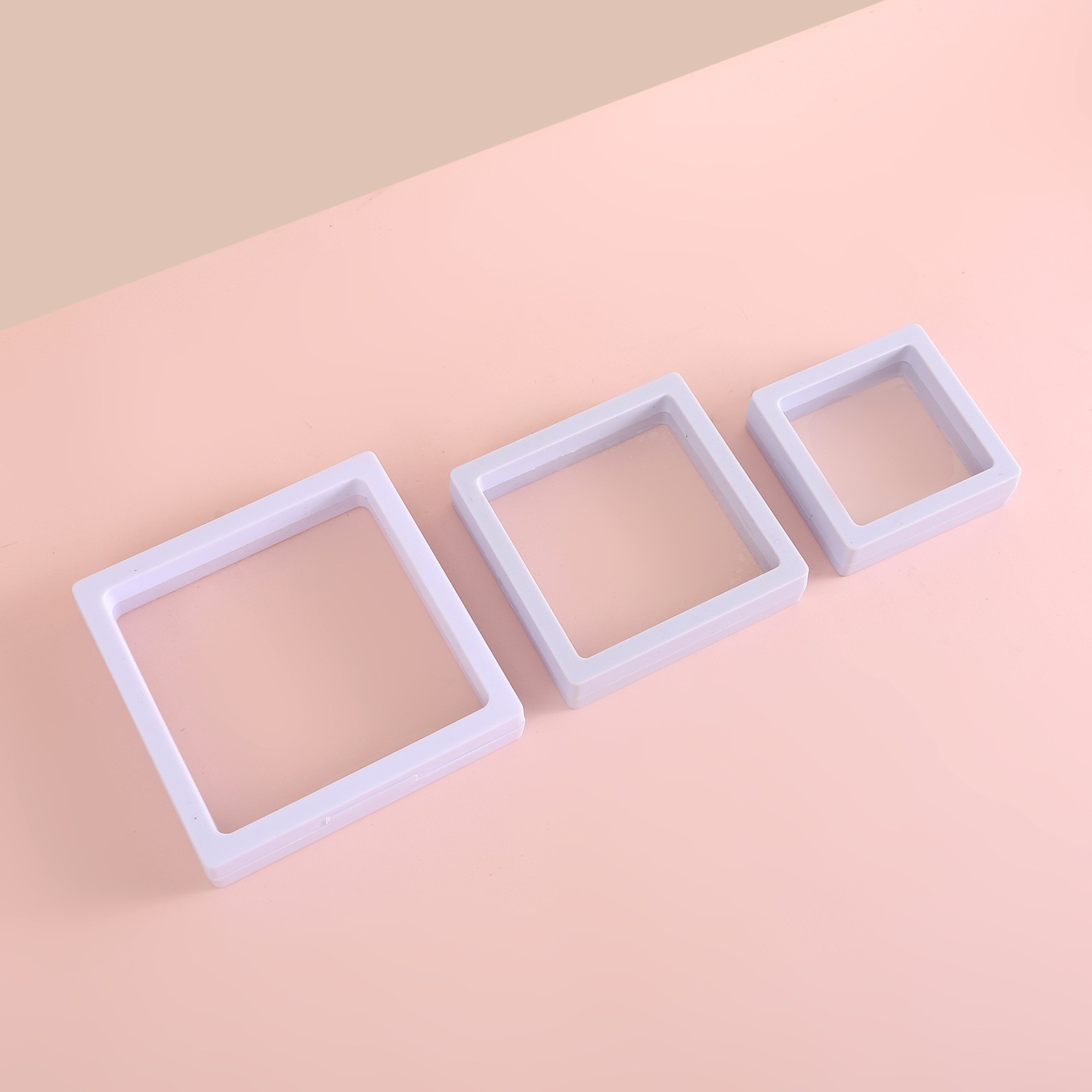 Caja de joyería PE caja de almacenamiento de brazaletes caja de exhibición de joyería caja de suspensión caja de película de papel elástica transparente para usar armadura