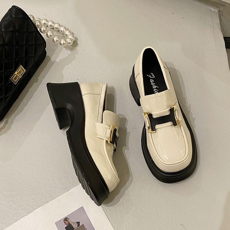 Zapatos de mujer de talla grande 41-43 zapatos de cuero de trabajo de estilo británico para mujer 2024 Primavera Nueva JK zapatos Mary Jane del todo fósforo