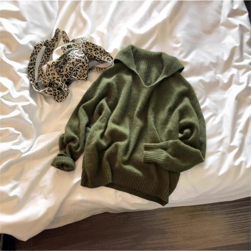 Minimalist Style Green Large Lapel Pullover Knitwear for Women 2025 Autumn and Winter New High-End Loose Slimming Look Knitwear