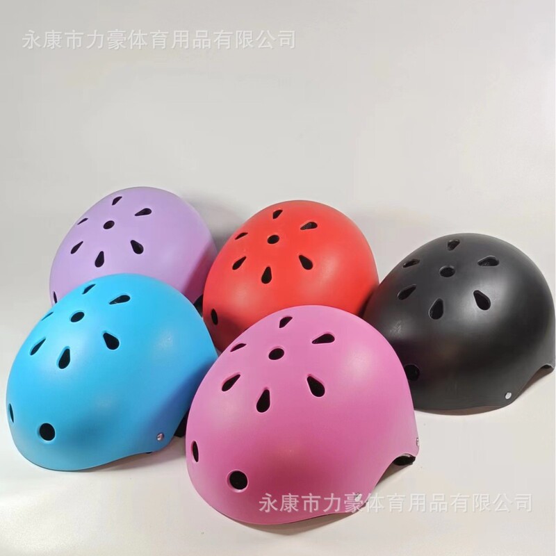 Factory direct supply adult children adjustable hip-hop drifting helmet roller skates ski helmet bar code label