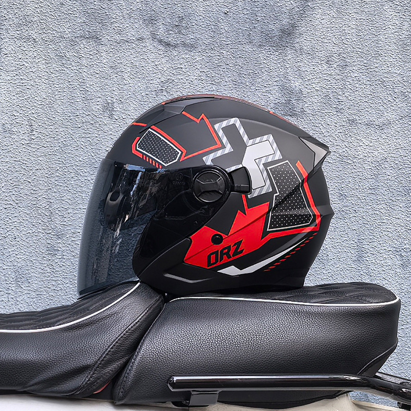 Diversión roja con té negro