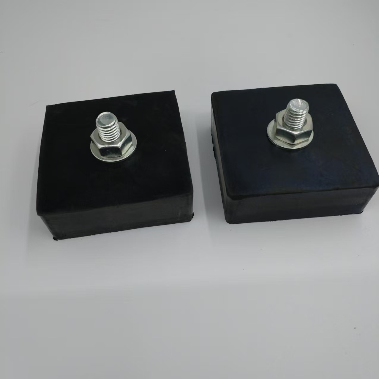 橡胶减震垫空调减震垫防震胶垫缓冲减震水泵风机橡胶减震器