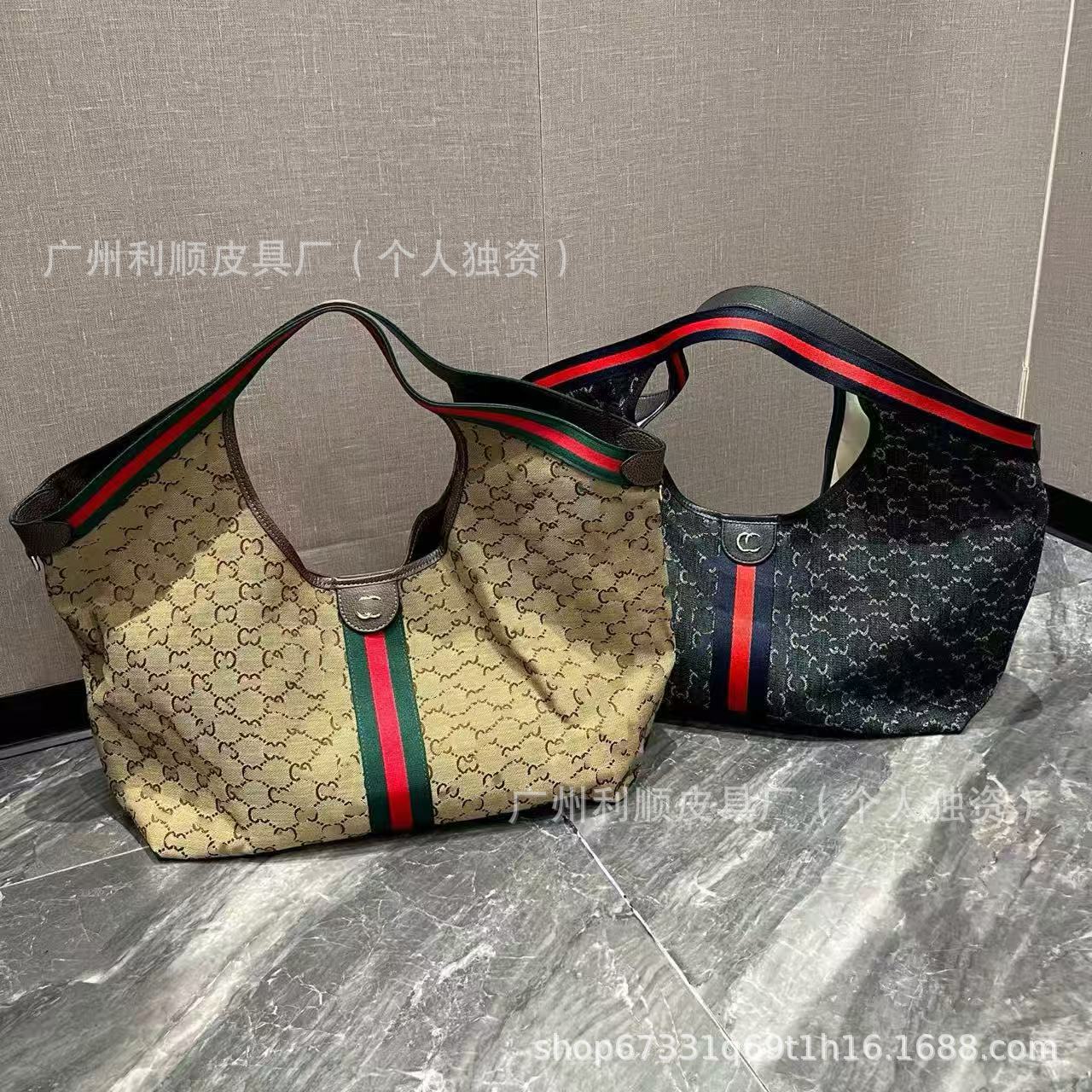 Comercio exterior transfronterizo Guangzhou edición doble G Jiaophidia bolso de brazo impresión de hombro de gran capacidad cubo de agua