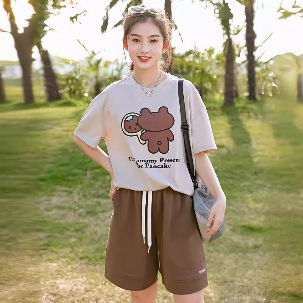 5021 New Arrival Cute & Stylish Trendy T-Shirt for Girls—Loose-Fit Little Bear Design, Perfect for Middle and High School Students