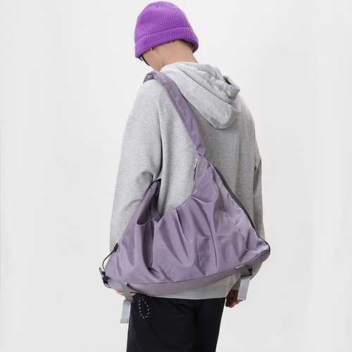 Large-capacity casual crossbody bag for women  new pleated bag college student commuter drawstring neutral class shoulder bag