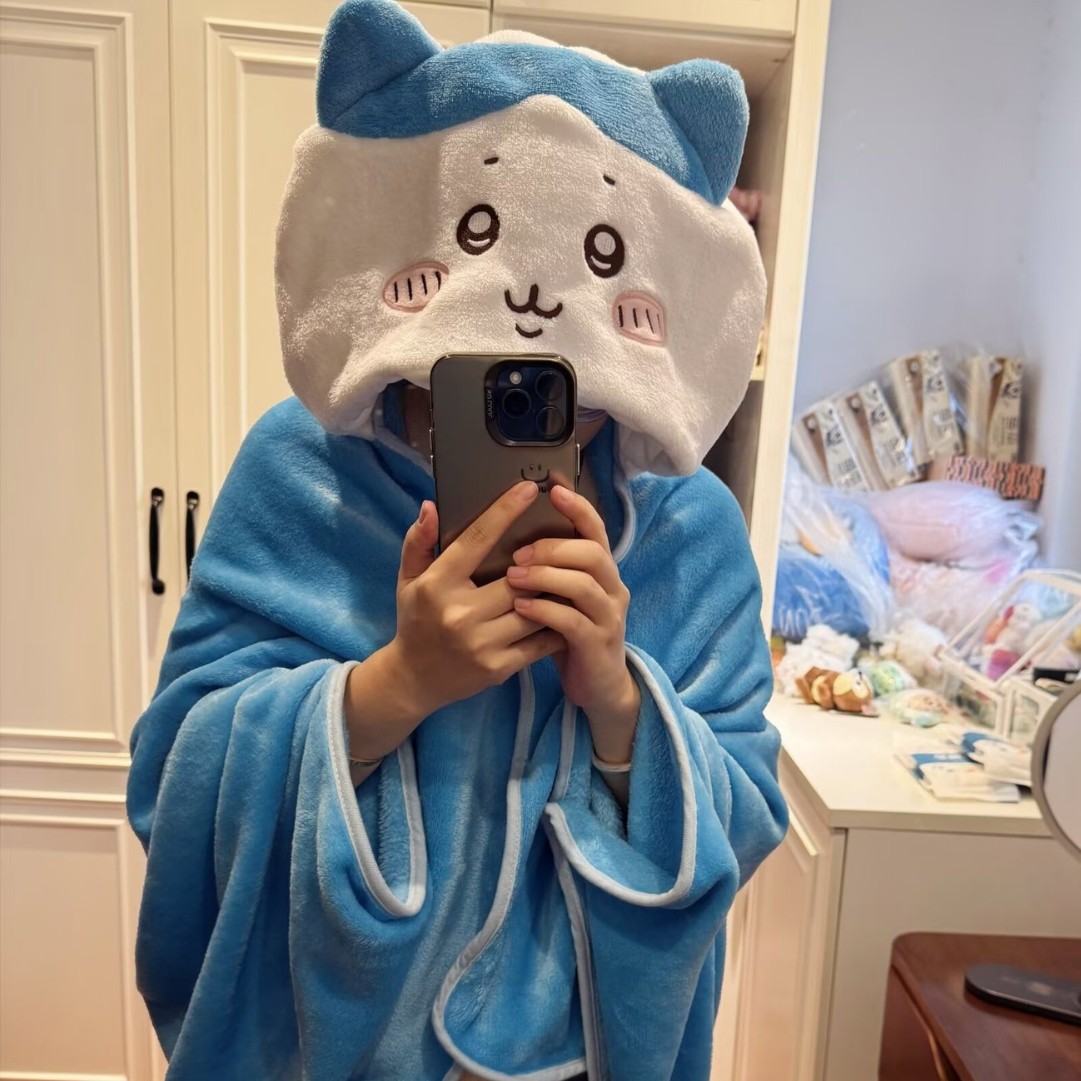 Cartoon Hooded Cape Air-Conditioning Blanket Homebody Shawl Cloak Lazy Blanket