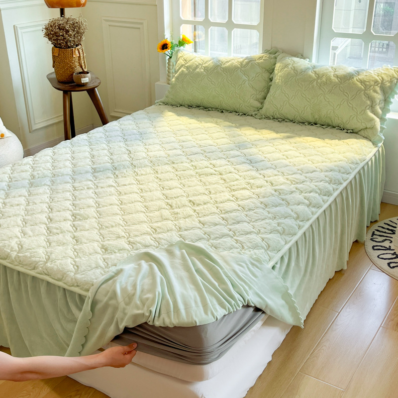 2024 nueva ropa de cama acolchada de lana de conejo estilo falda de cama