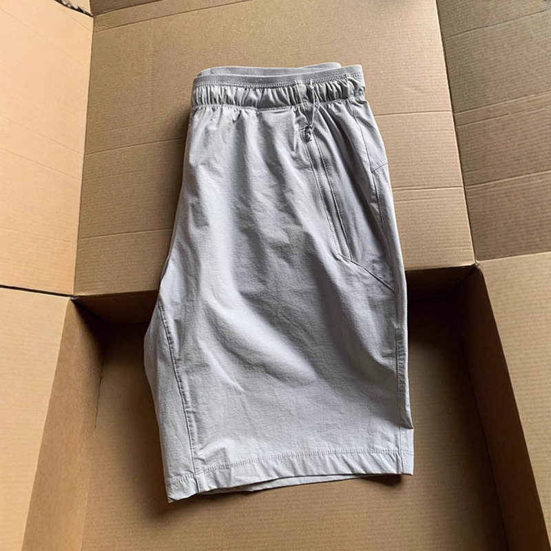 Light Gray Ice Silk Quick-Dry Men's Shorts Summer Pocket Zipper Design American Style Sports Lightweight Knee-Length Shorts