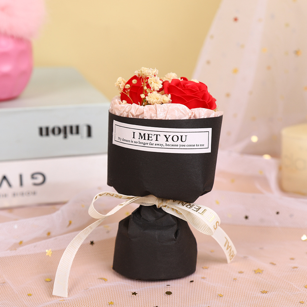 Día de San Valentín ins bolsillo encuentro pequeño ramo de flores MINI novia regalo decoración de automóvil salida de aire mini rosa