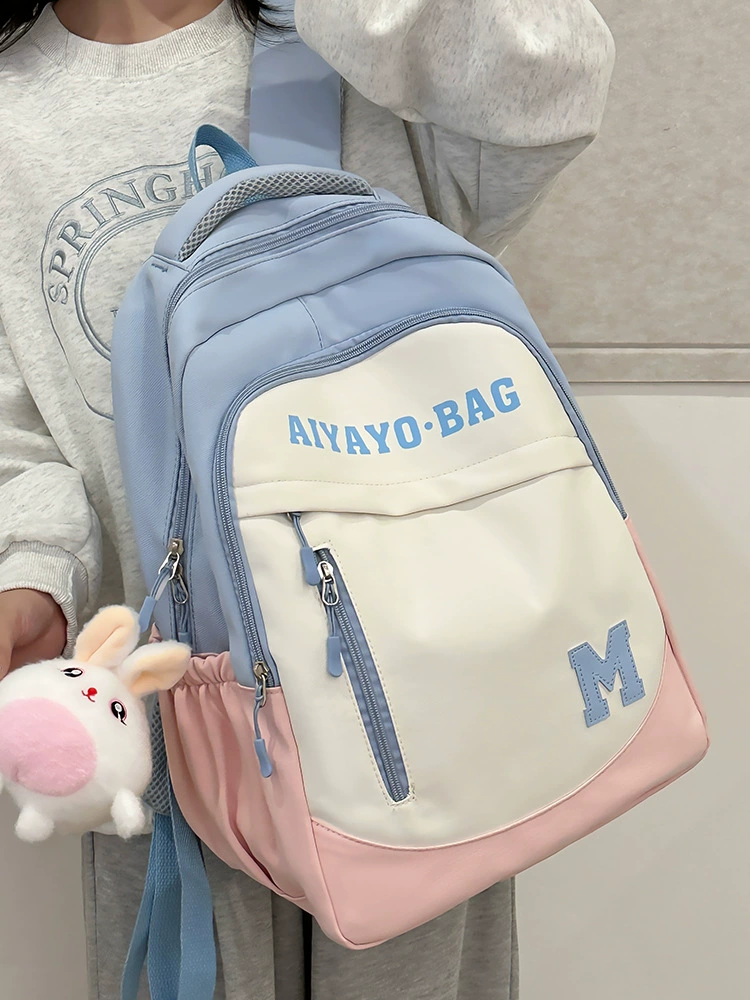 Capacious backpack, waterproof wear-resistant small school bag, simple and elegant design