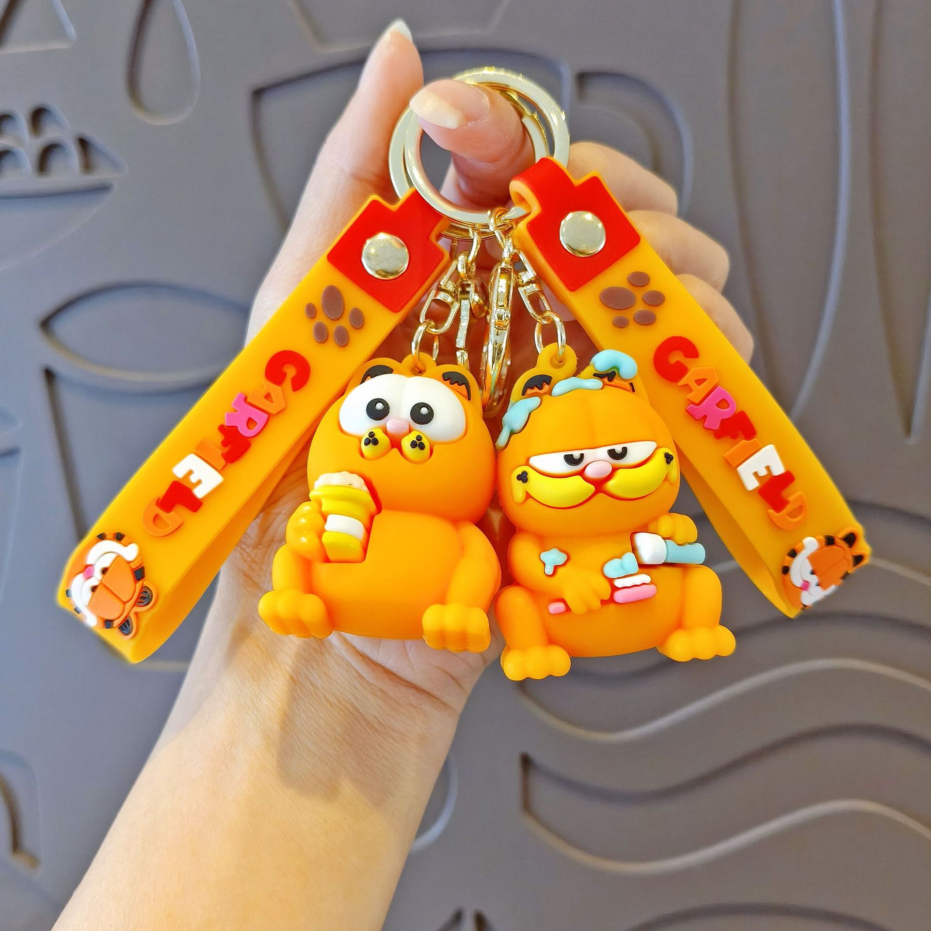 Garfield Cartoon Key Chain Cute Doll School Bag Pendant Car Key Chain Accessories Doll Machine Children's Small Gift