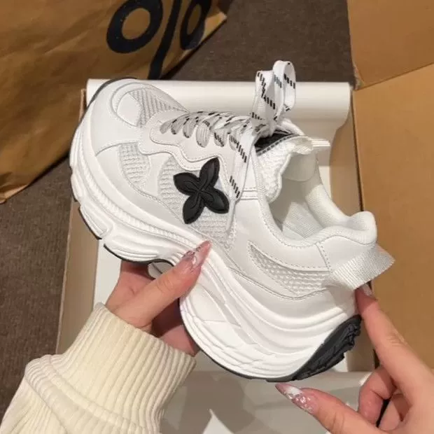 Чжао Лут, та же парижская обувь папы с толстой подошвой 6cm2024 летняя дышащая спортивная обувь с толстой подошвой