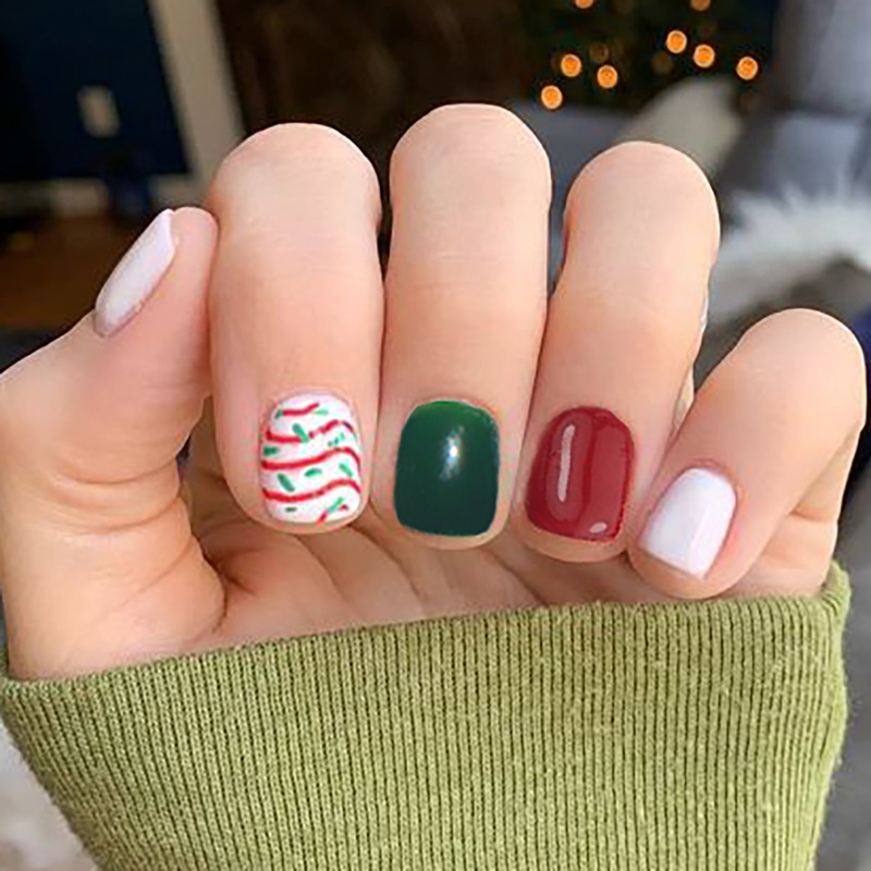 Europe and the United States to wear a Christmas series white ribbon nail patch cute cartoon autumn and winter short fake nails Europe and the United States to wear a Christmas series white ribbon nail patch cute cartoon autumn and winter short fake nails