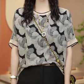 短袖女洋气印花T恤百搭遮肚子夏季新款休闲显瘦小衫妈妈T恤衫