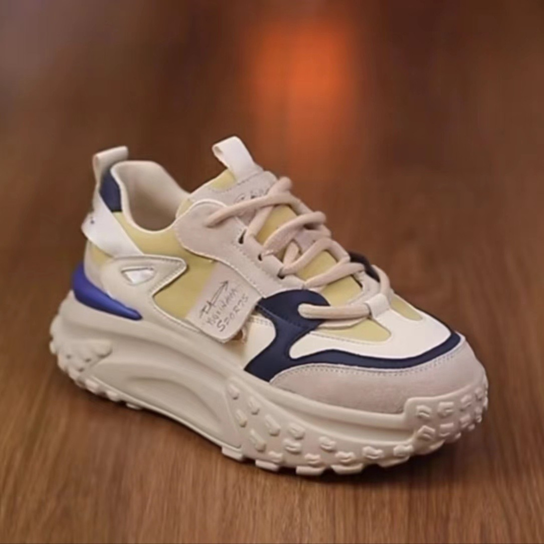 Kleine weiße Schuhe mit dicken Sohlen für Damen im Frühjahr 2023, neue Studenten-All-Match-Casual-Sport-Papa-Schuhe, farblich passende Forrest Gump-Schuhe_voghion.com
