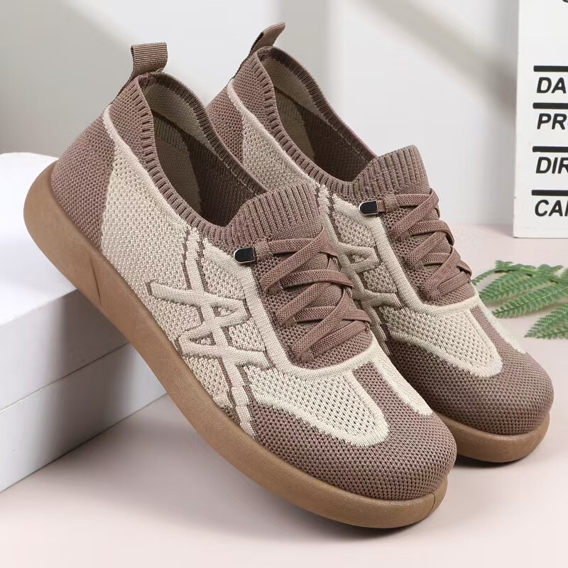 2026 Spring New Women's Flyknit Sports Shoes with Sock-Like Upper, Soft Sole, Comfortable for Middle-Aged and Elderly Mothers