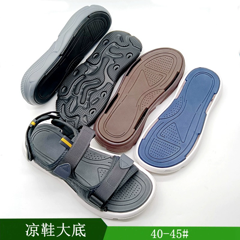 Производители напрямую поставляют мужские пляжные сандалии