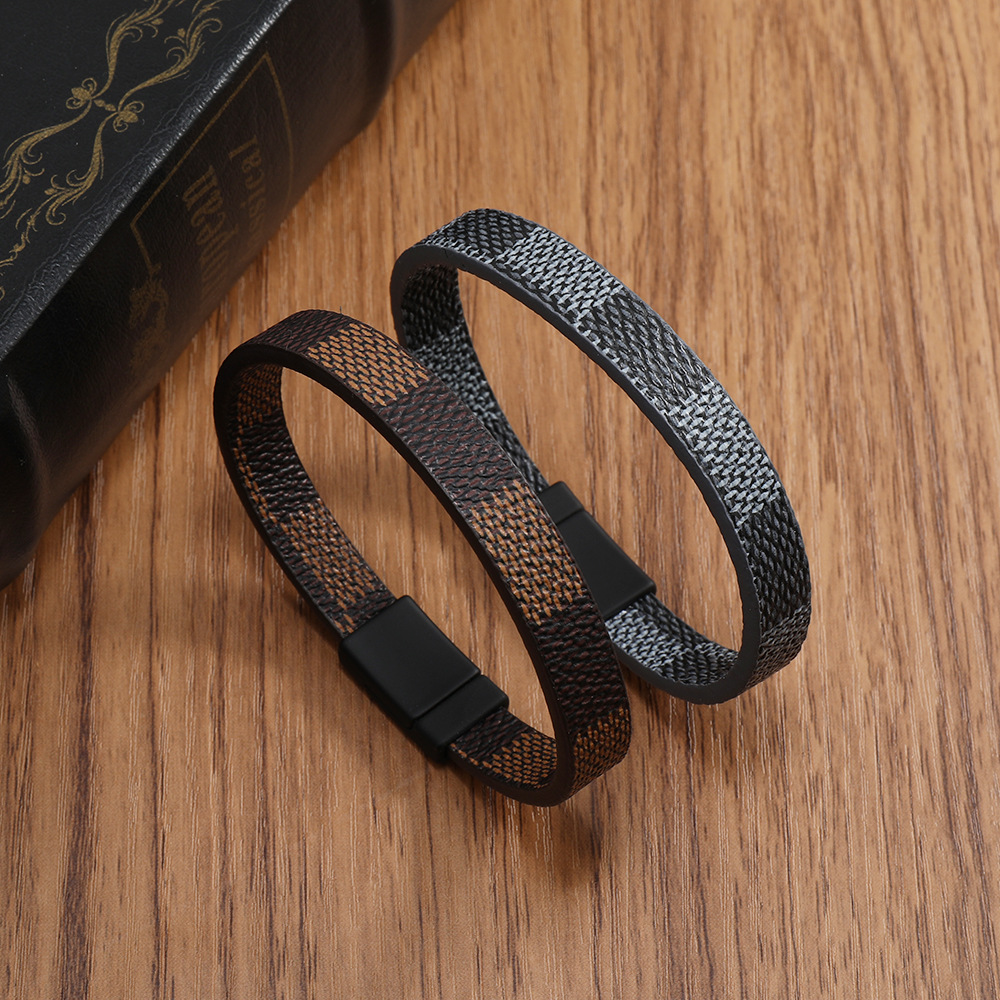 Casual Occasion Retro Geometric Pu Leather Men's Bracelets Men Cord & Leather Bracelets