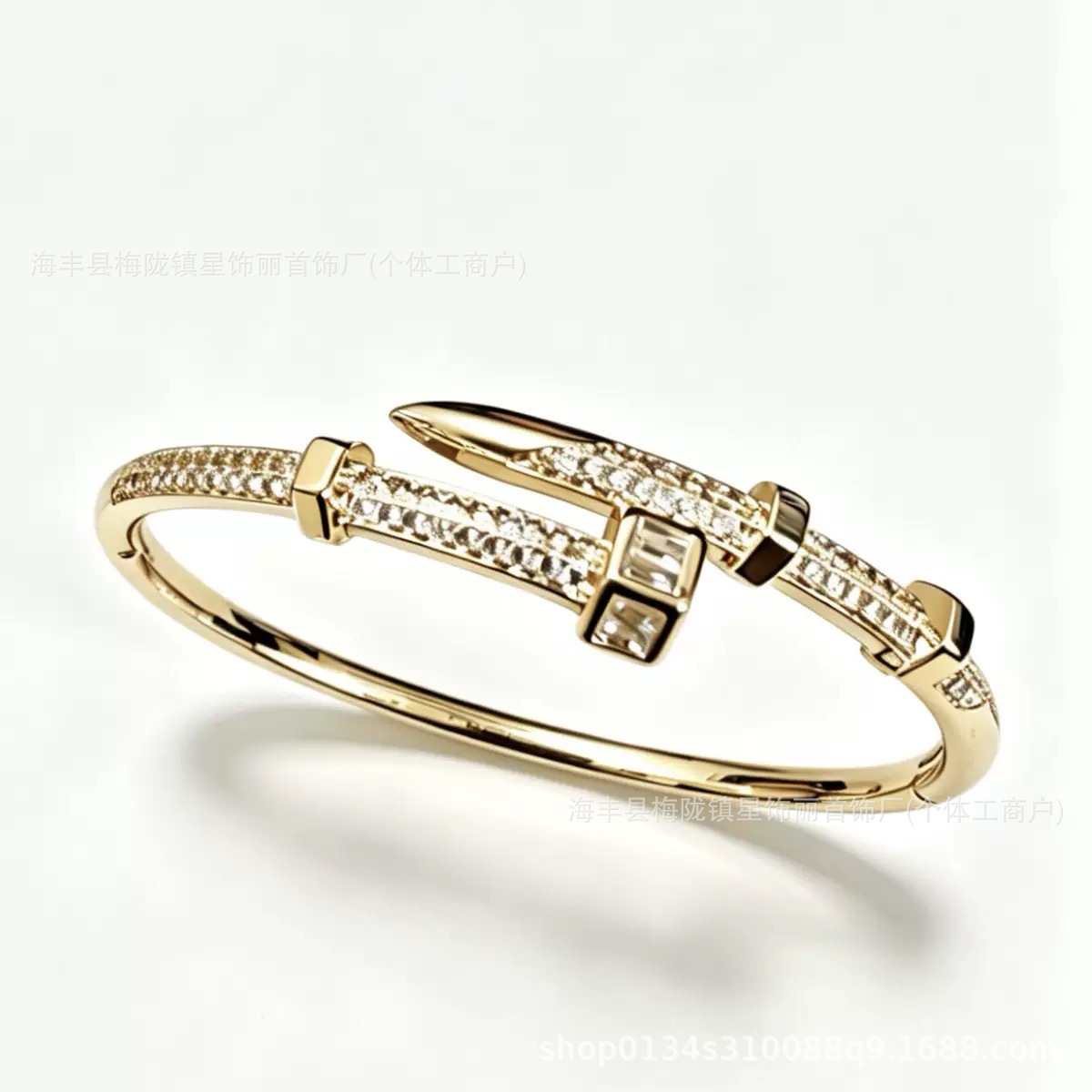 No1 nail bracelet [gold]