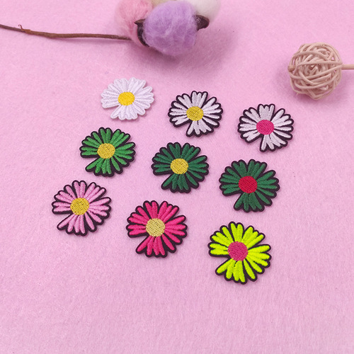 Computer embroidery manufacturer flower cloth stickers, daisy embroidery clothing patches, ironing stickers, small bag decoration stickers