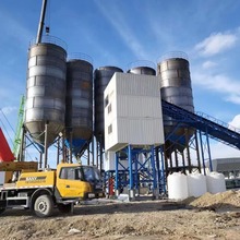 垂直式分体式300T片状水泥仓 厂家拼装式干粉料仓 支腿加厚储料罐