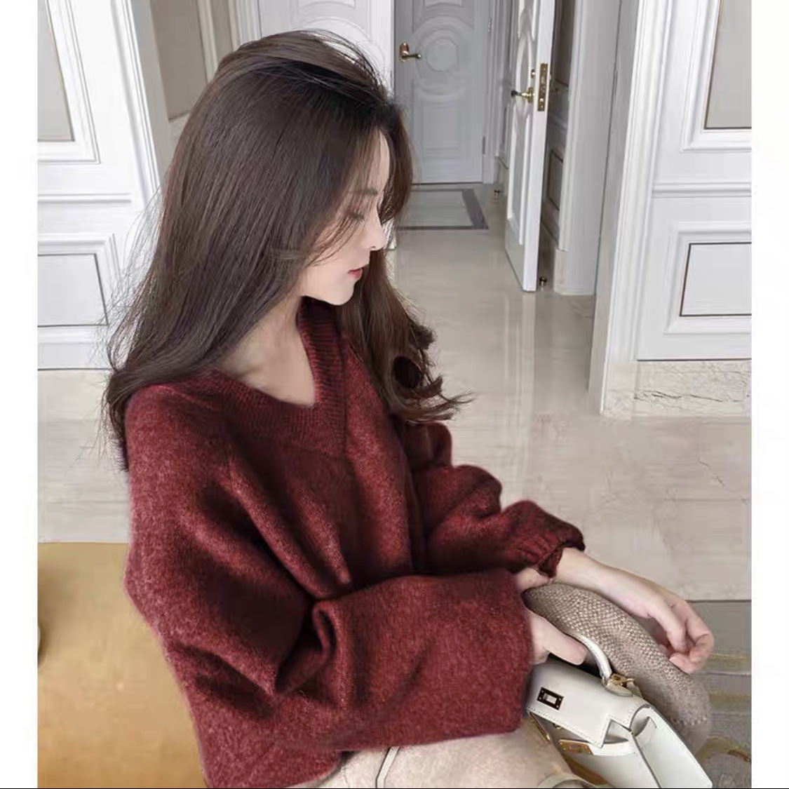 Otoño e Invierno nuevo estilo perezoso estilo dulce estilo japonés desgaste exterior V-cuello suave glutinoso suéter de las mujeres suelta linterna manga de punto superior