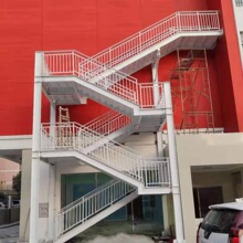 钢结构楼梯承建商场写字楼公寓钢结构楼梯工程钢结构平台建筑