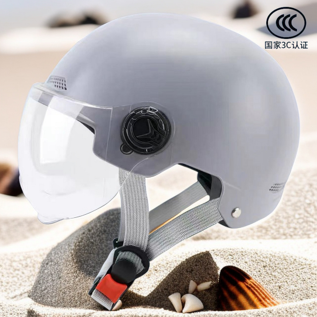 New helmet, 3C certified, comfortable and sun-protective for men and women, suitable for summer cycling, and safe for electric motorcycles, a four-season half helmet