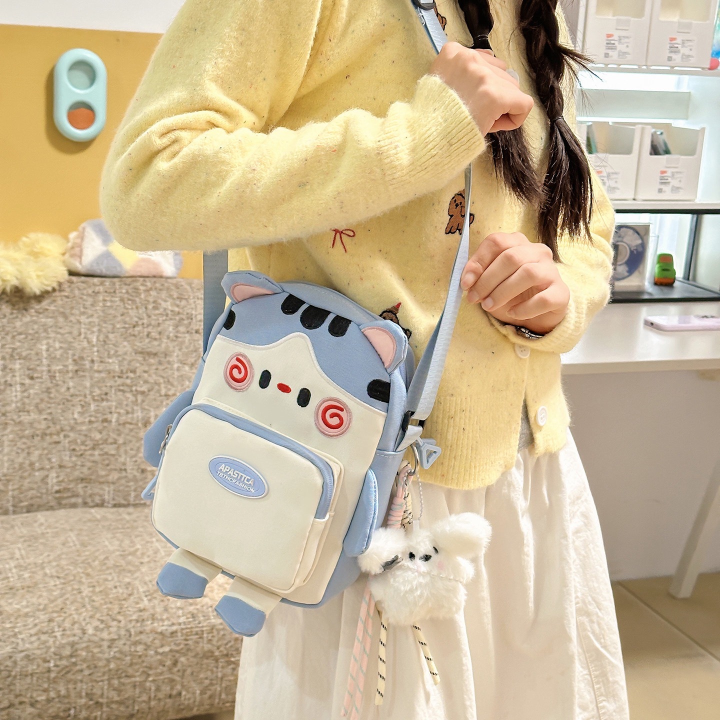 Gato verano coreano 2026 bolsos lindos japoneses mujeres caricaturas super móviles nuevas bolsas diarias de hombro