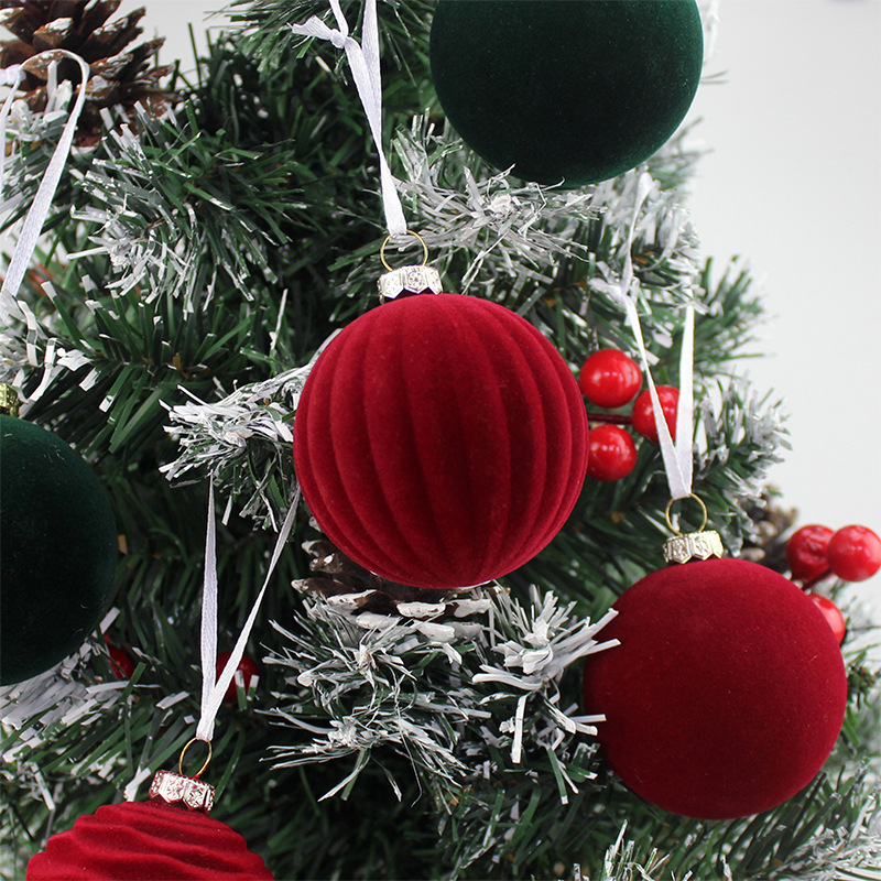 Nueva decoración navideña transfronteriza 8cm flocado bola de navidad árbol de navidad pequeño colgante decoración navideña navideña