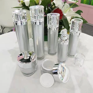 厂家直销亚克力化妆品包装容器三角瓶套装系列 水 乳 精华面霜等