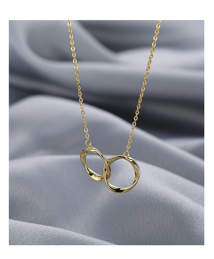 Collier à anneaux entrelacés Mobius pour femme, tendance sur Instagram, design simple et original, chaîne asymétrique pour le cou._voghion.com
