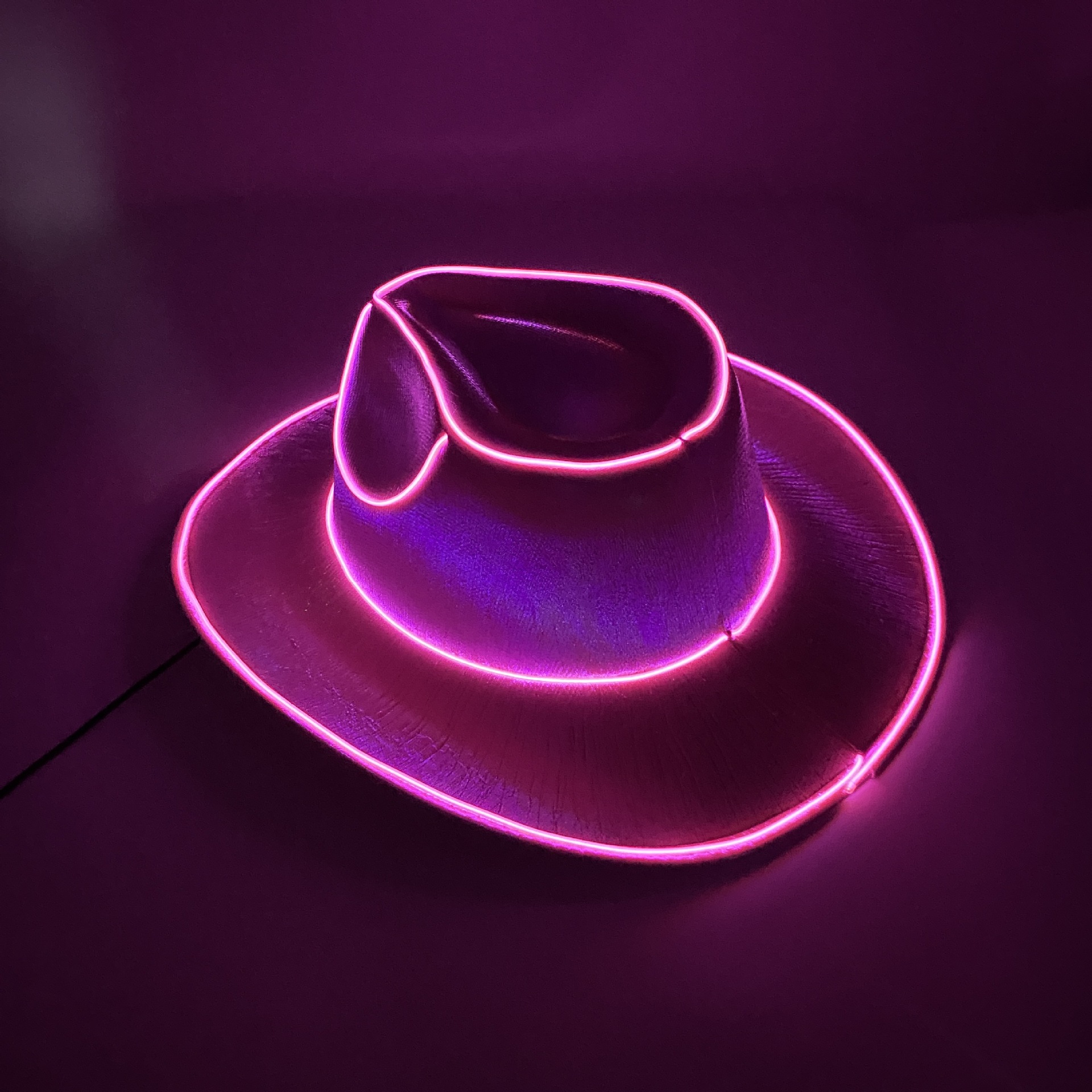 #550-5 浅粉色底(粉色)发光牛仔帽