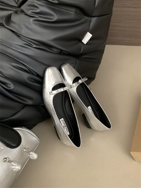 LAIB-B570 silver