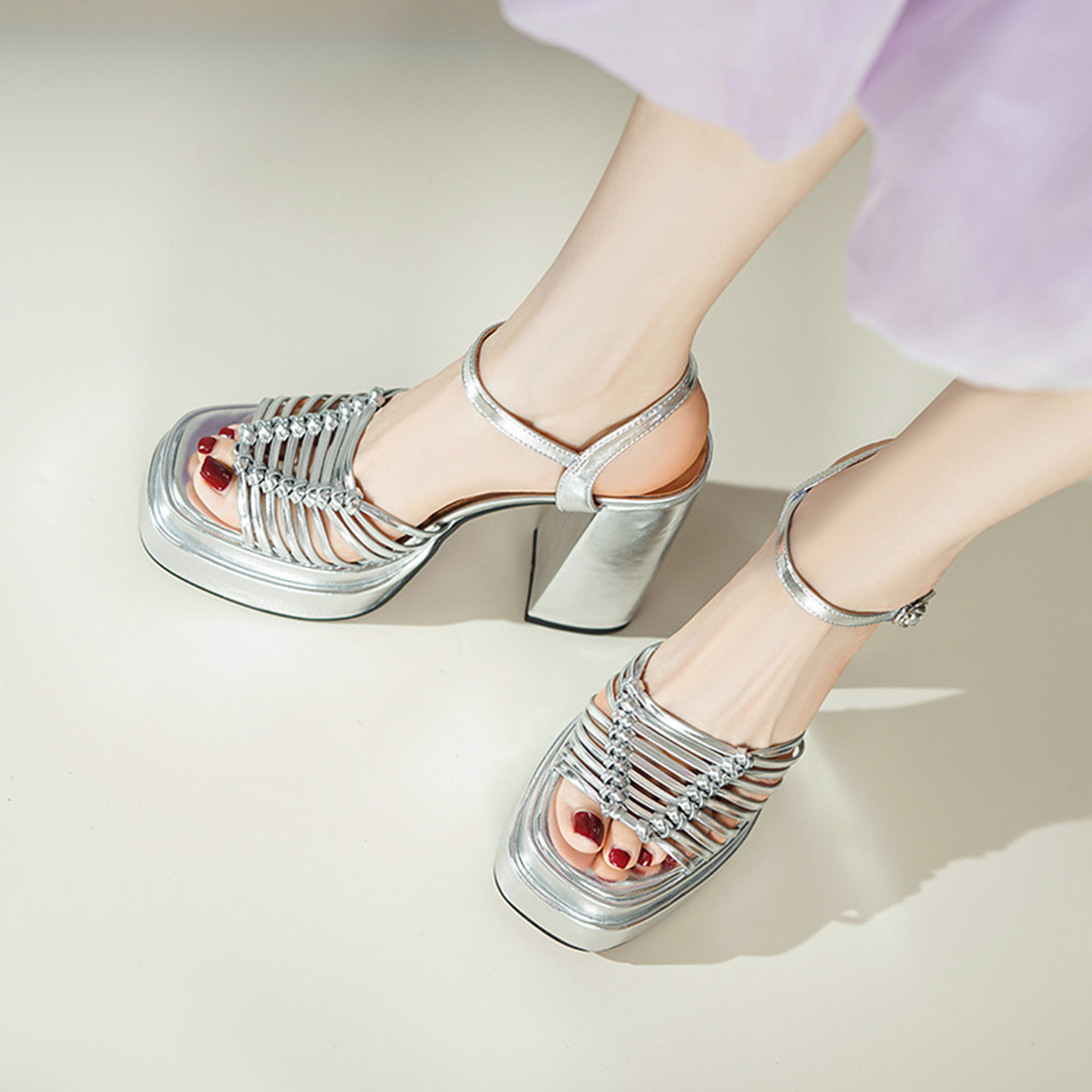 Sandal cao gót nữ hở mũi quai mảnh đan chữ một, gót 13 cm — màu vàng