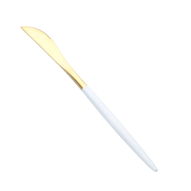 304 de acero inoxidable vajilla portuguesa cuchillo, tenedor y cuchara de cuatro piezas chapada en oro cuchara Nordic comida occidental traje de filete de oro negro