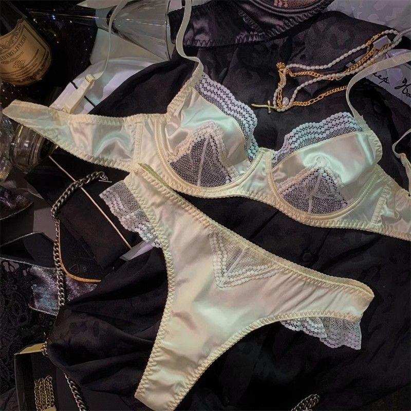 High-End Light Luxury Satin Lace Underwear for Women with Big Breasts, See-Through Summer Thin Cup Small Breast Push-Up Bra Set