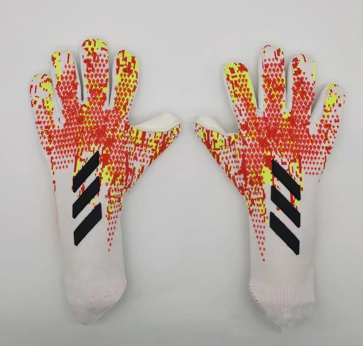 Guantes de portero de fútbol de nuevo estilo Guantes de portero antideslizantes engrosados y resistentes al desgaste Guantes de portero sin dedos