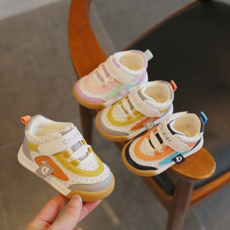 Zapatillas de deporte para niños de primavera y otoño para niños y niñas zapatos de Bebé Zapatos casuales zapatos para correr superficie de cuero zapatos para niños entrega