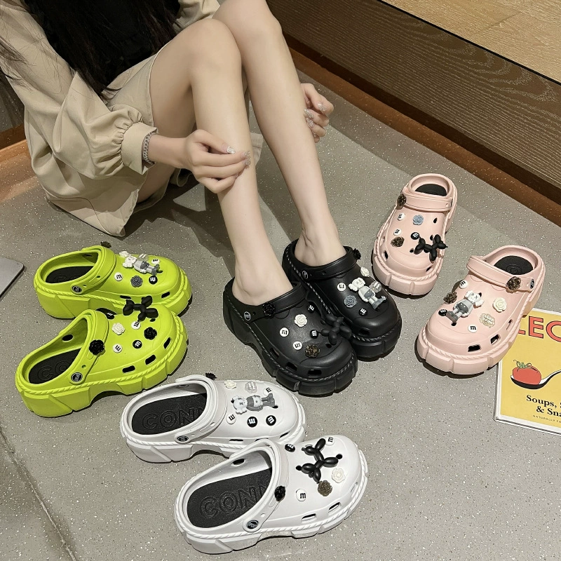 Обувь с отверстиями на платформе EVA 2023 взрыв супер мягкий DIY Baotou Shit Feeling Пляж повышенная износостойкость Сандалии Лето