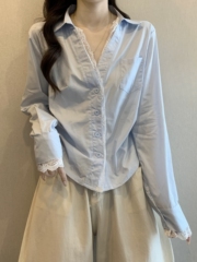 蕾丝拼接V领长袖衬衫女秋季新款大码胖mm显瘦高级感短款打底上衣