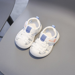 Baby boy's first steps sandals, summer new anti-slip soft sole beach shoes for infants, with protective head cover and ventilation design, suitable for girls and boys.