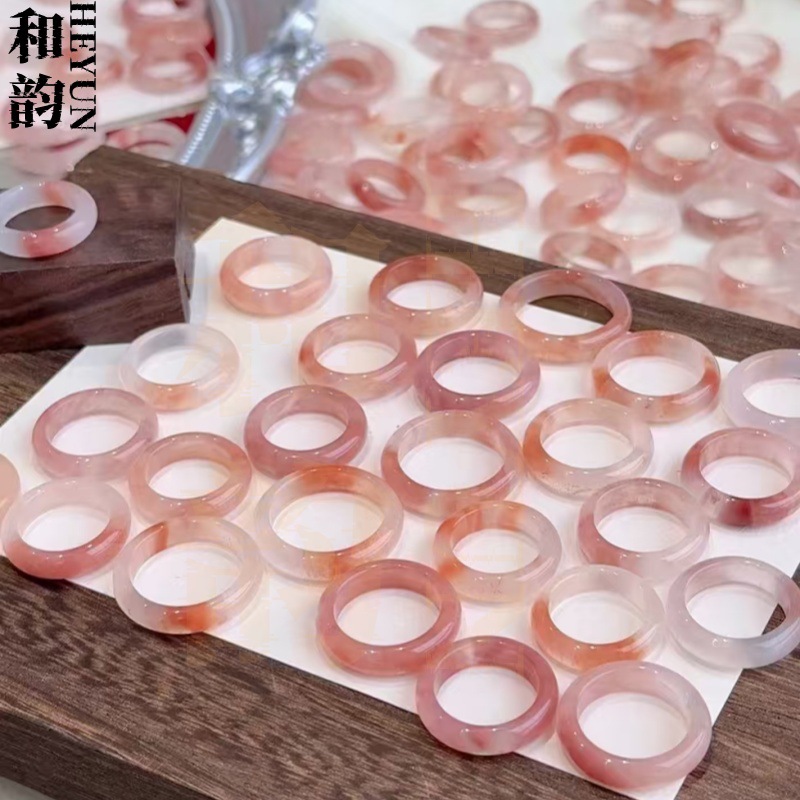批发新疆天然金丝玉戒指桃花酿指环玉石戒指跑环戒圈直播同款货源