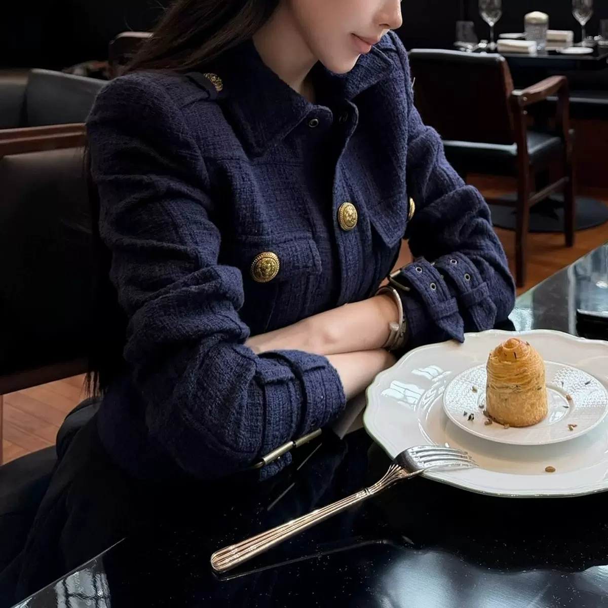 正肩小香风外套秋冬短款金属扣修身上衣高级感女士夹克