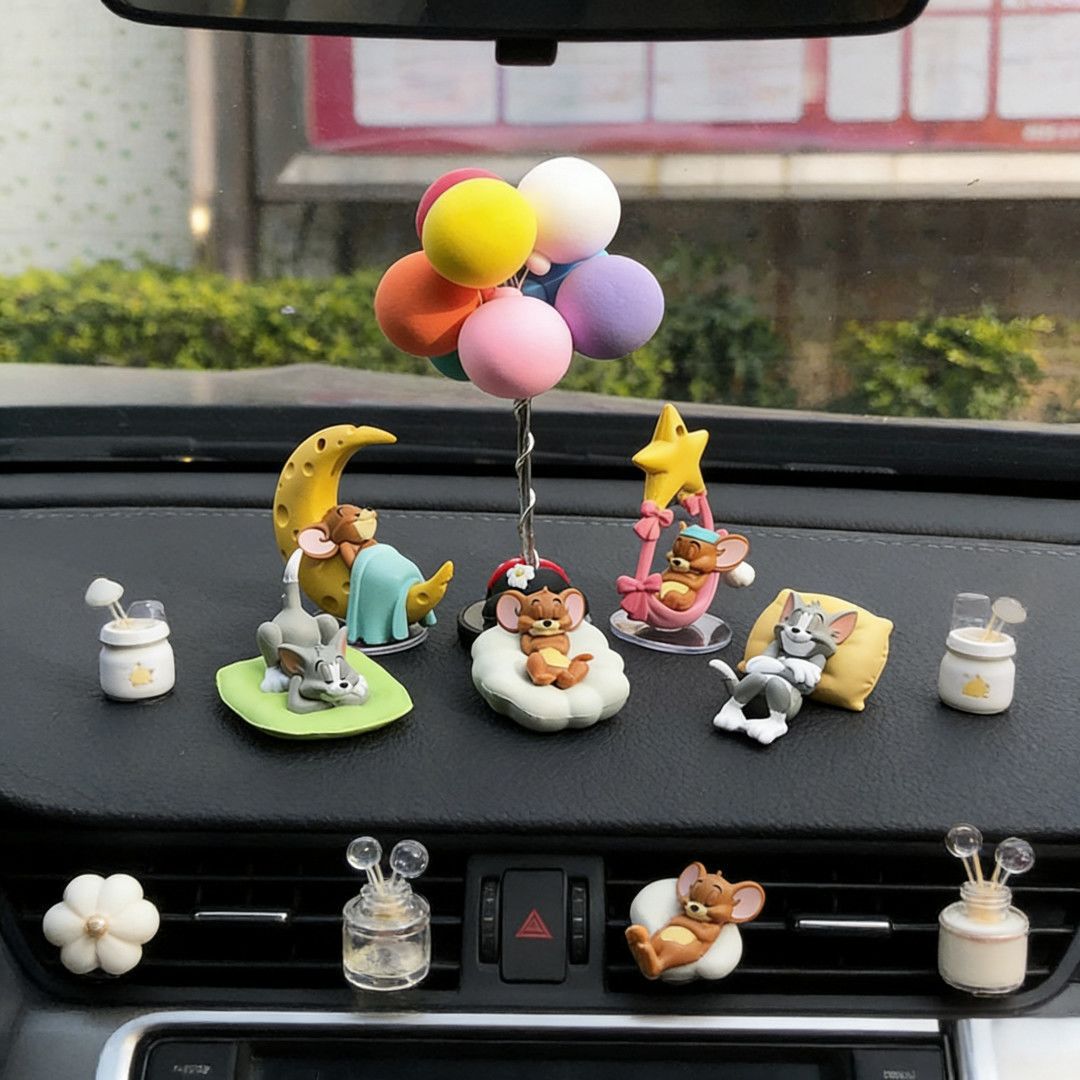 Tom and Jerry Car Ornaments, Cute Cartoon Car Interior Decorations, Healing and Stress-Relieving Small Ornaments, Dolls, Small Figurines