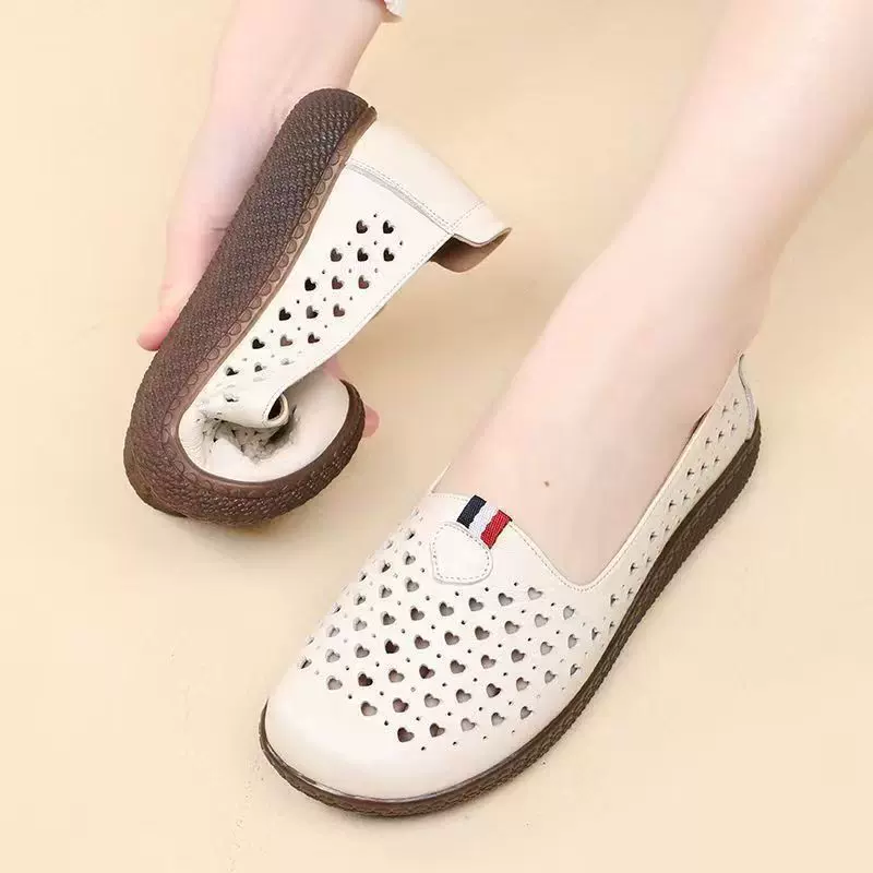 真皮软底牛筋脚蹬妈妈洞洞防滑透气休闲平底单鞋镂空夏季女鞋新款